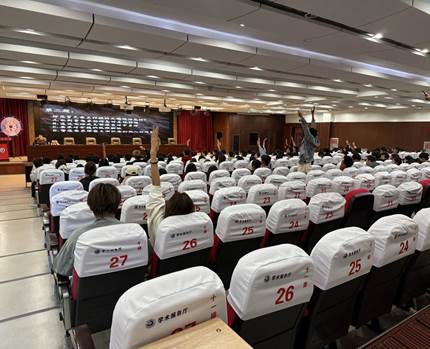 a4d0b91435c34acc5e61af55ce5a3a35